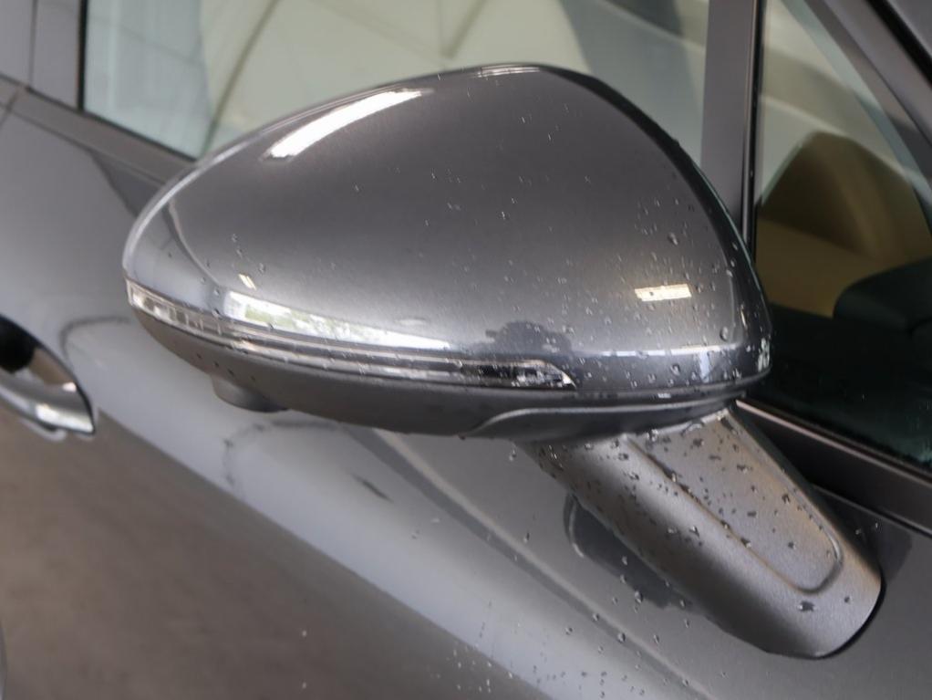 used 2021 Porsche Macan car, priced at $47,577
