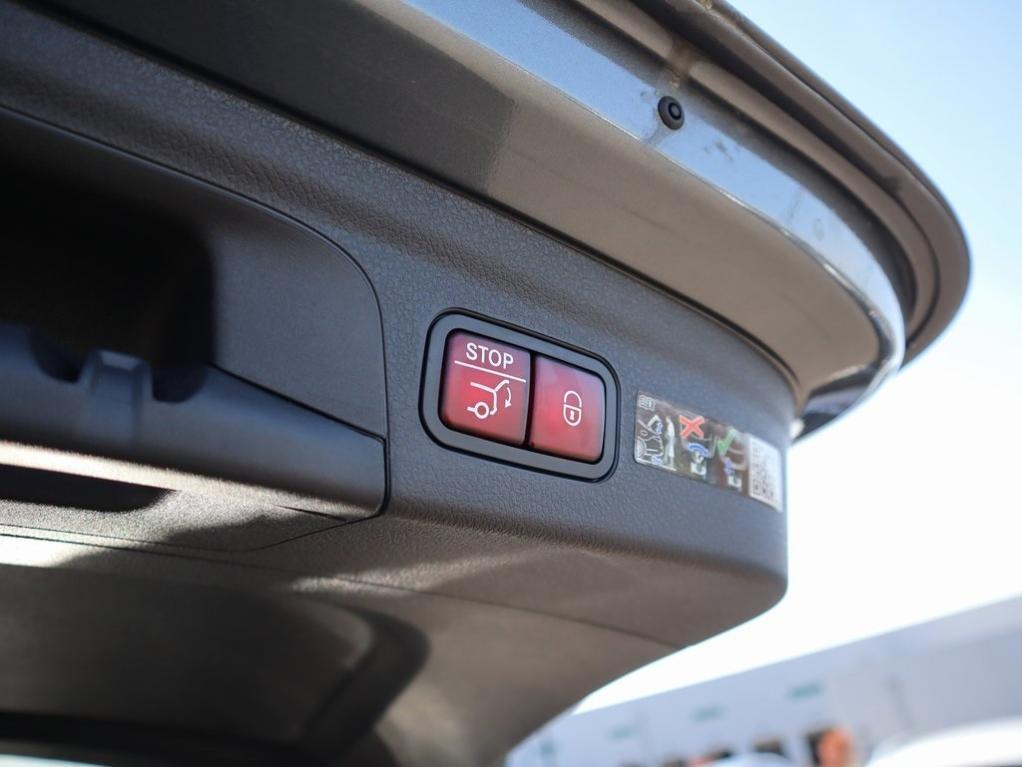 new 2026 Mercedes-Benz GLE 350 car, priced at $71,165