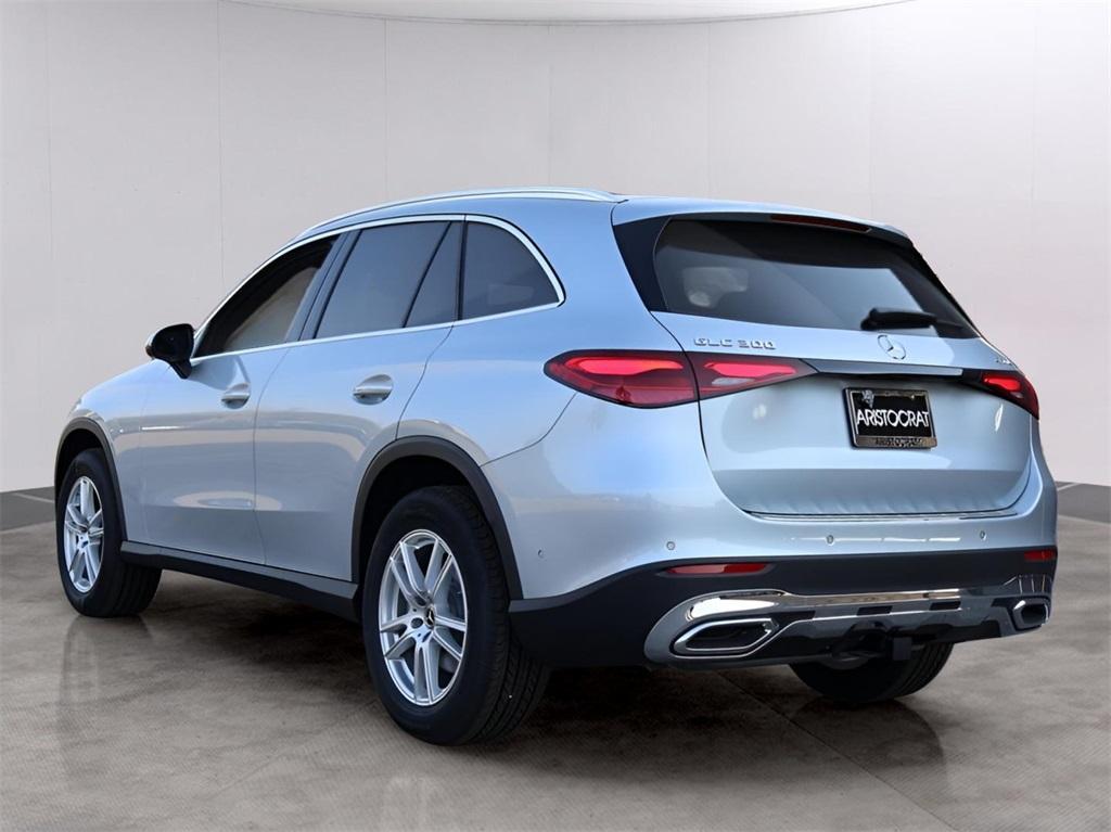 new 2025 Mercedes-Benz GLC 300 car, priced at $61,685