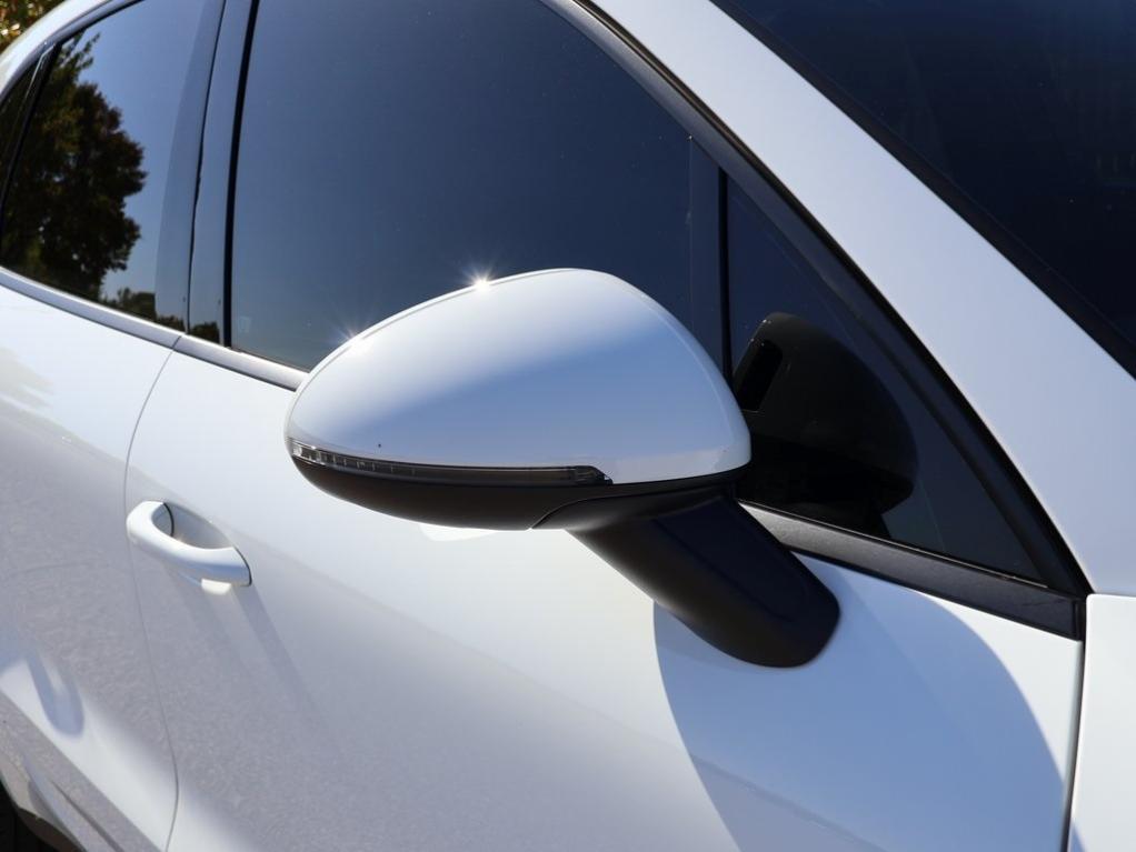 used 2020 Porsche Macan car, priced at $39,977