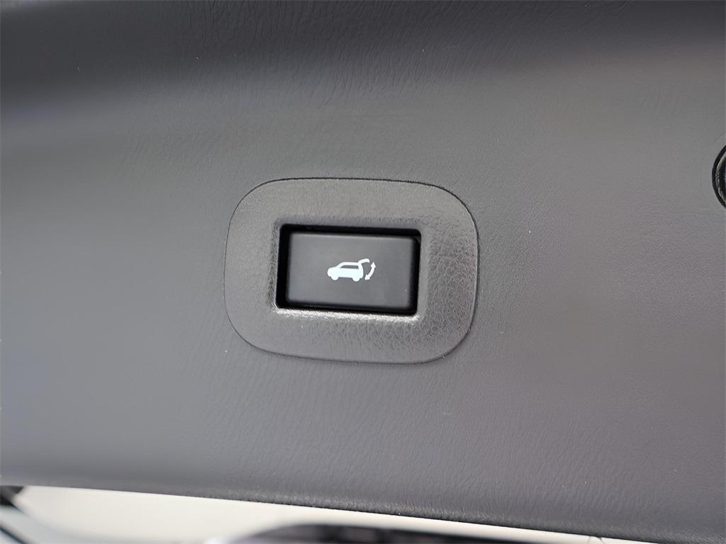 used 2022 INFINITI QX80 car, priced at $50,977