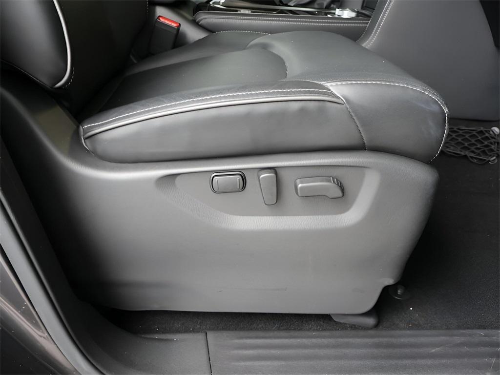 used 2022 INFINITI QX80 car, priced at $50,977