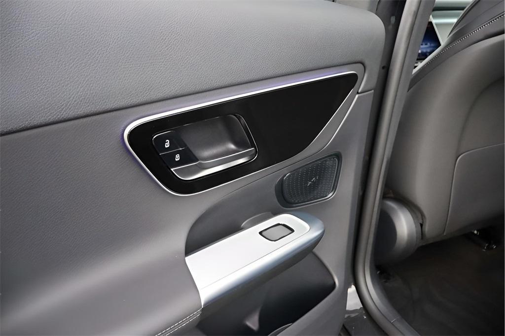 new 2025 Mercedes-Benz GLC 300 car, priced at $54,185