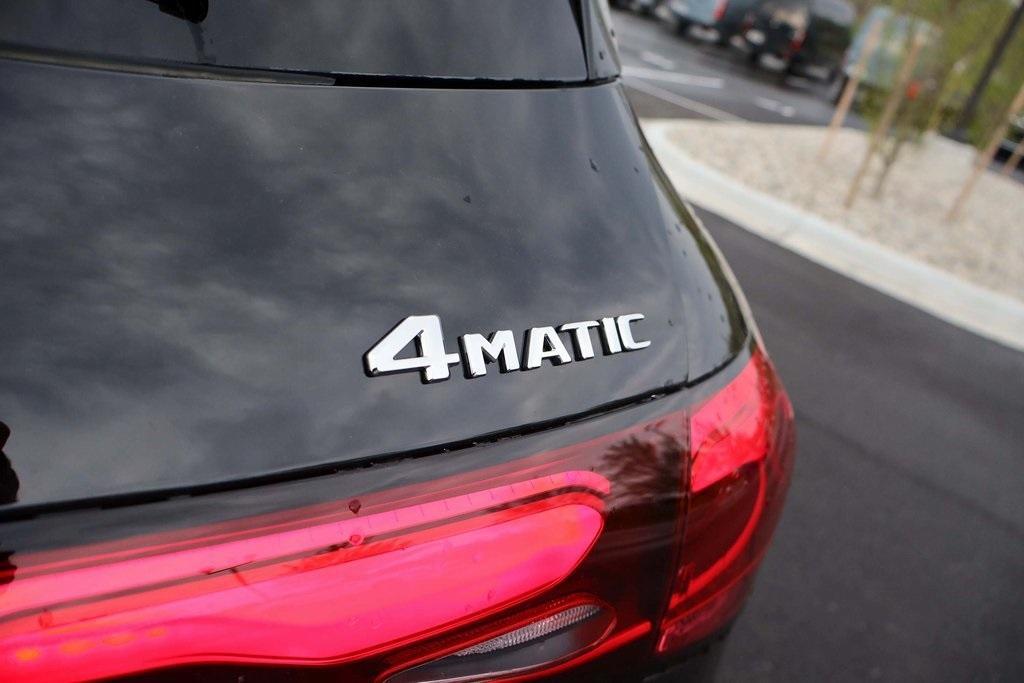 new 2025 Mercedes-Benz GLC 300 car, priced at $54,185