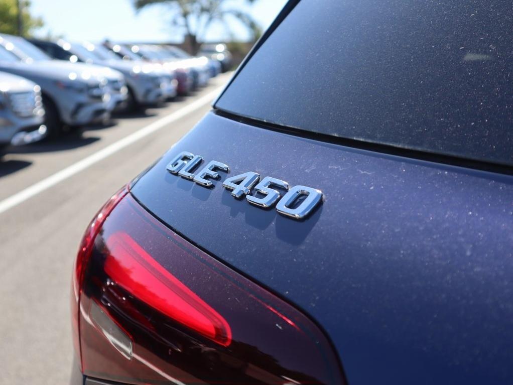 new 2026 Mercedes-Benz GLE 450 car, priced at $89,615