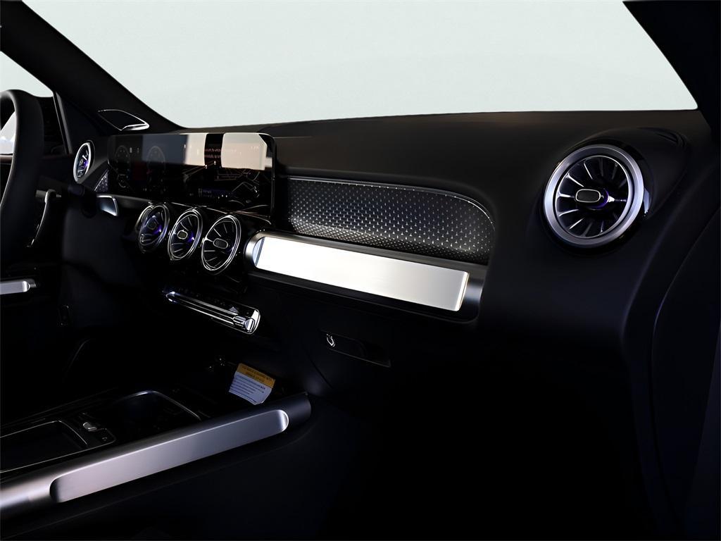 new 2025 Mercedes-Benz AMG GLB 35 car, priced at $65,085
