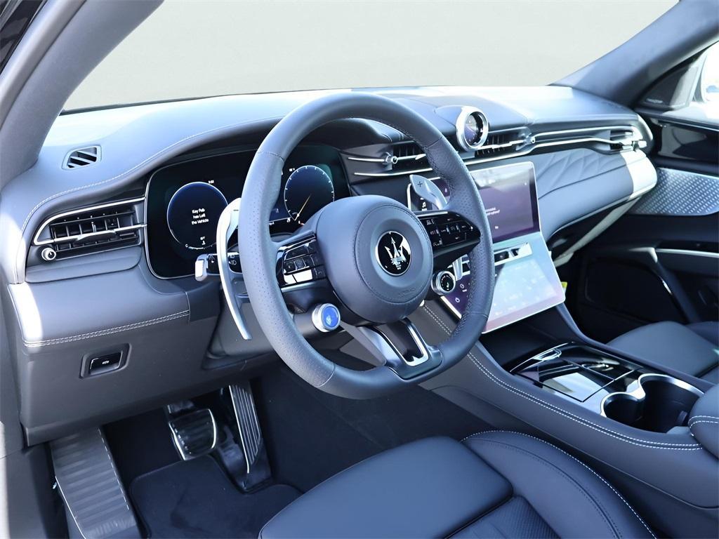 new 2025 Maserati Grecale car, priced at $93,365