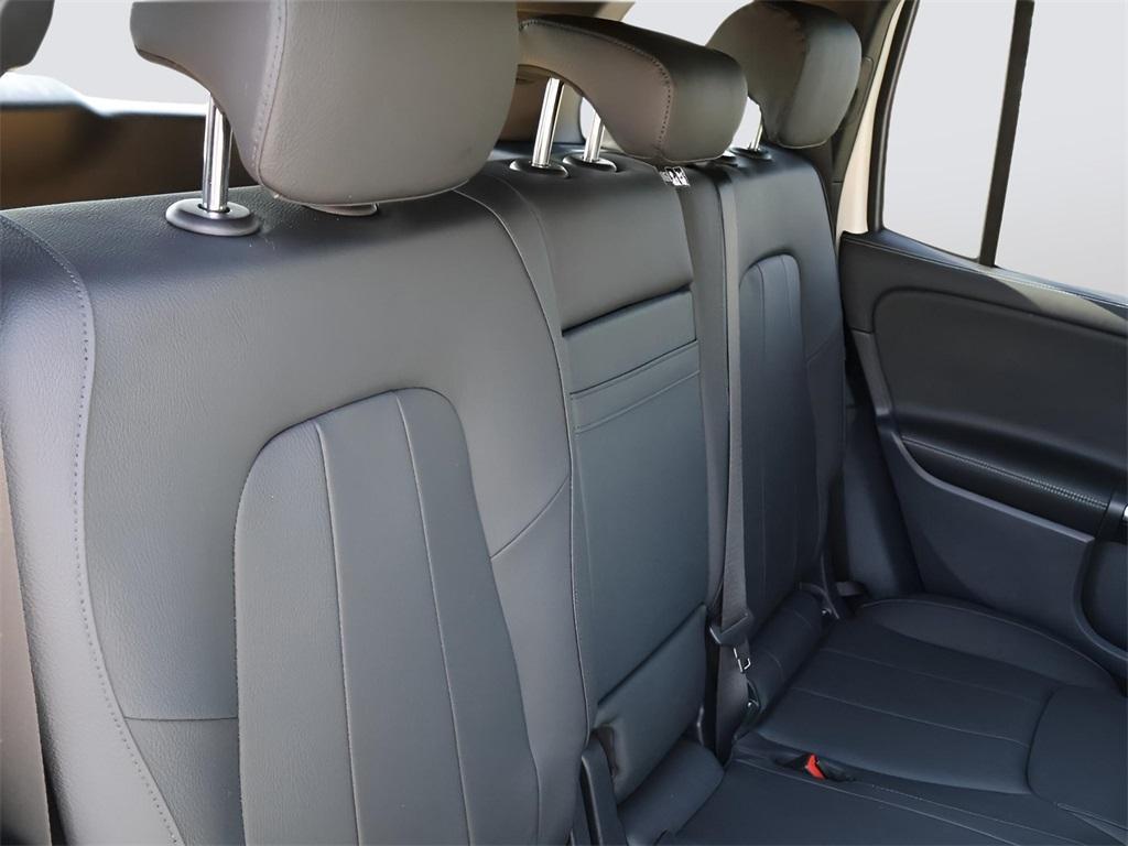 new 2025 Mercedes-Benz GLB 250 car, priced at $55,310