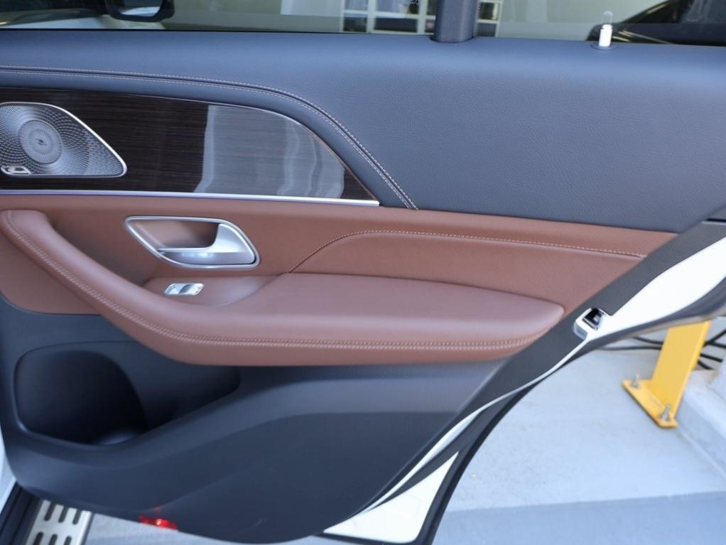 new 2025 Mercedes-Benz GLE 450e car, priced at $85,765