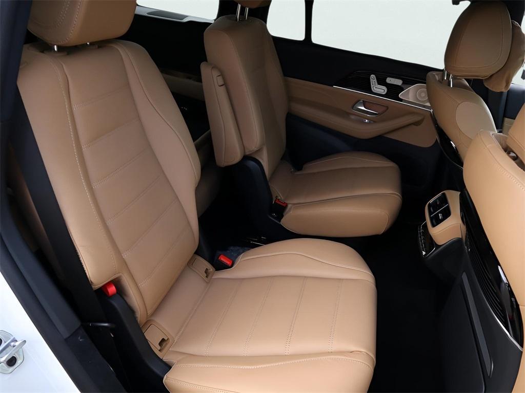 new 2026 Mercedes-Benz GLS 450 car, priced at $106,255