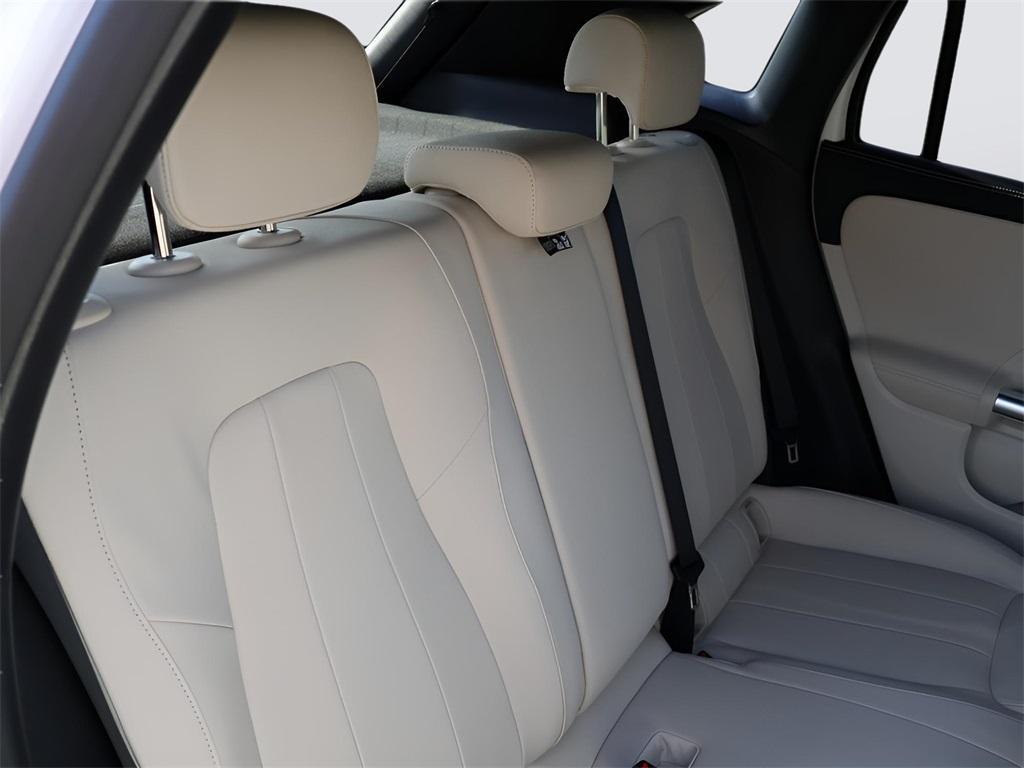 new 2025 Mercedes-Benz GLA 250 car, priced at $48,495