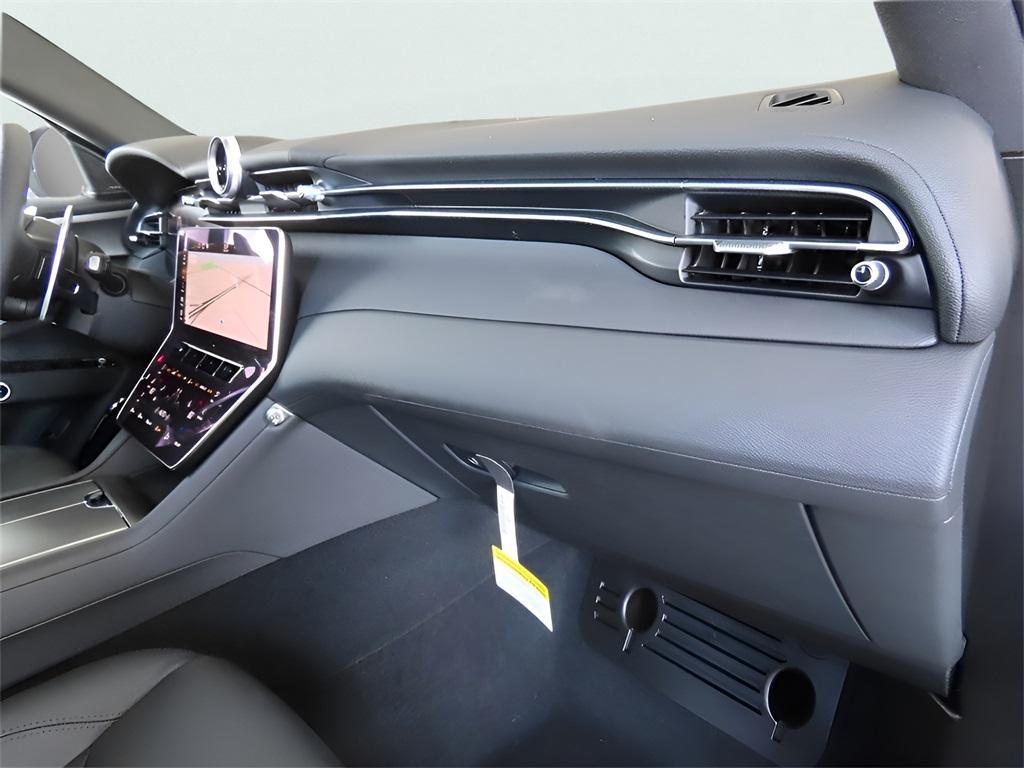 new 2024 Maserati Grecale car, priced at $63,950