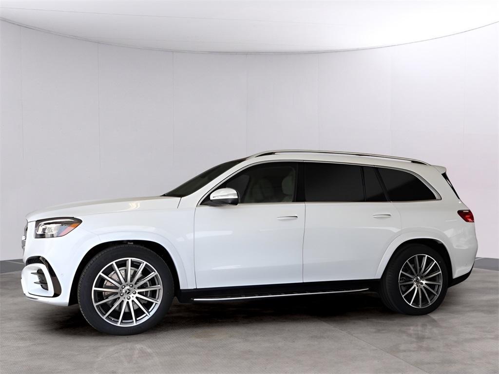new 2025 Mercedes-Benz GLS 580 car, priced at $125,615