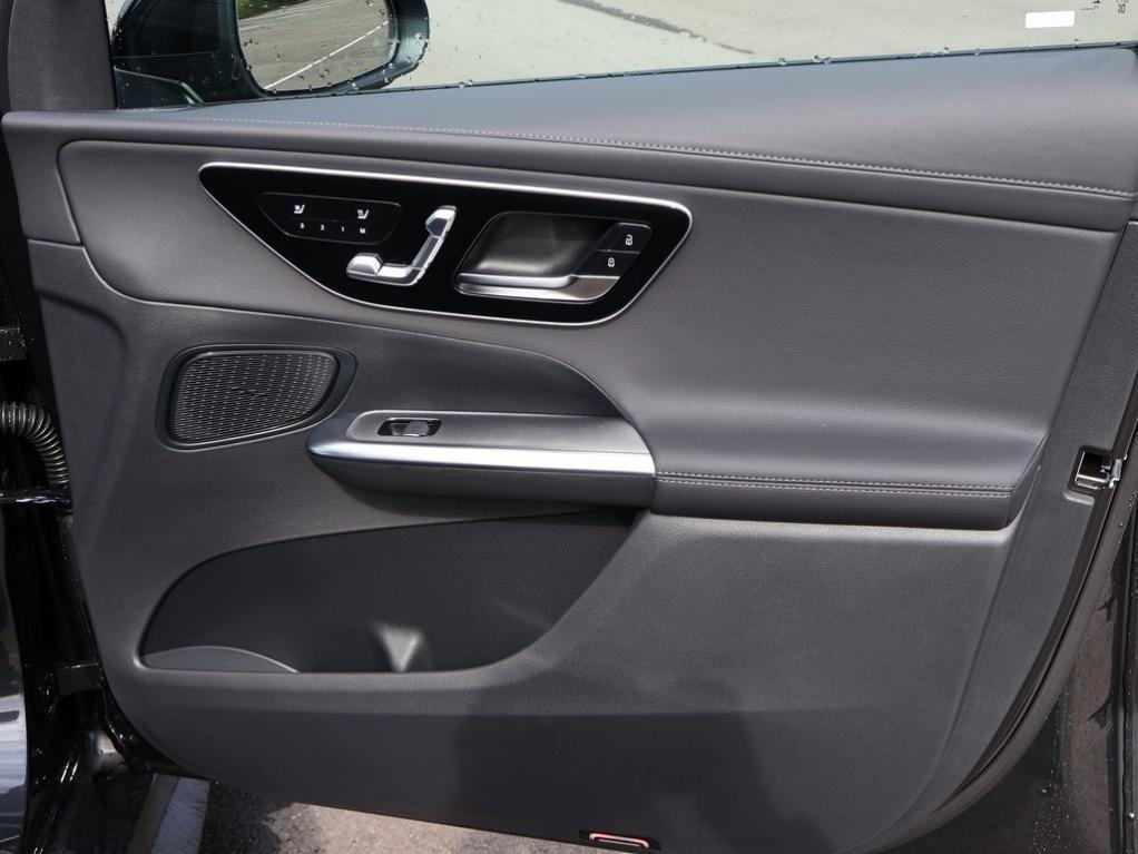 new 2026 Mercedes-Benz GLC 300 car, priced at $61,905