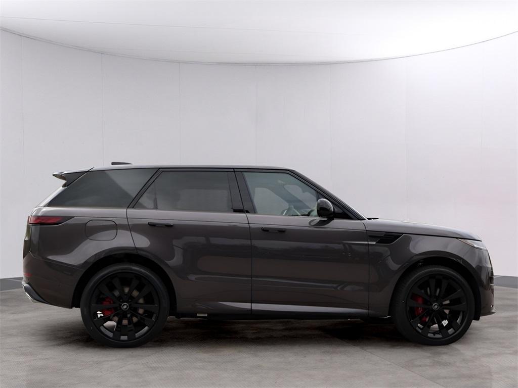 new 2025 Land Rover Range Rover Sport car, priced at $115,620