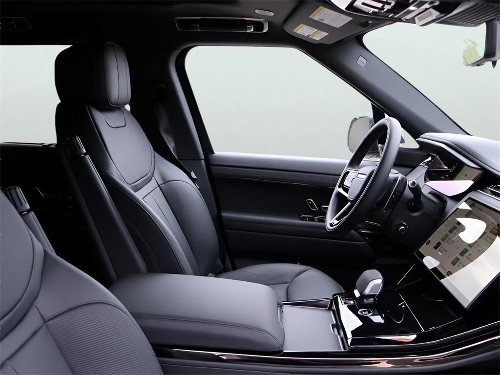 new 2025 Land Rover Range Rover Sport car, priced at $115,620