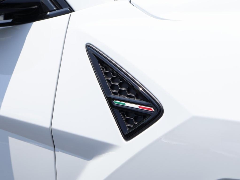 used 2023 Lamborghini Urus car, priced at $266,777