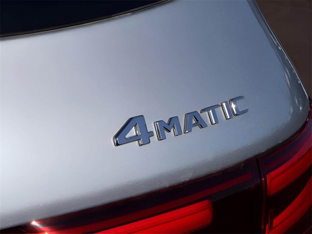 new 2025 Mercedes-Benz GLB 250 car, priced at $54,425