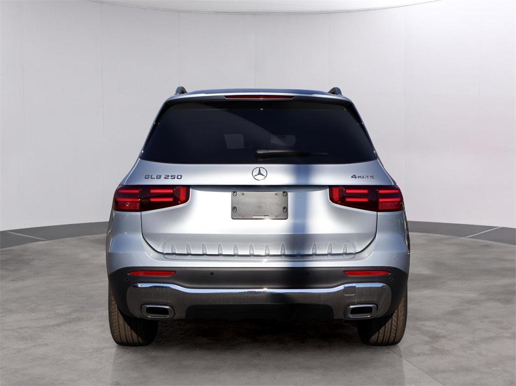new 2025 Mercedes-Benz GLB 250 car, priced at $54,425