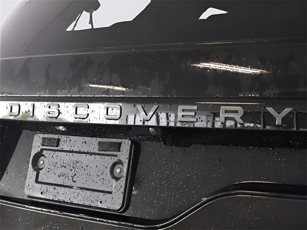 used 2024 Land Rover Discovery car, priced at $58,577