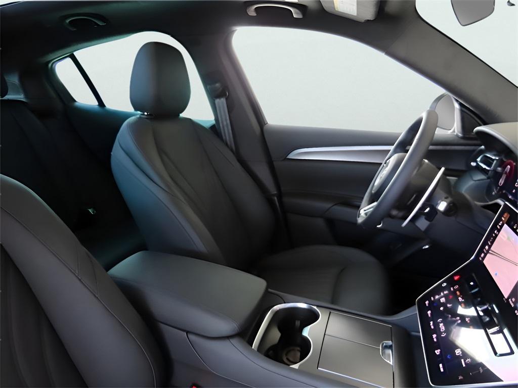 new 2024 Maserati Grecale car, priced at $64,995