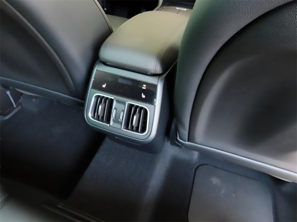 new 2024 Maserati Grecale car, priced at $64,995