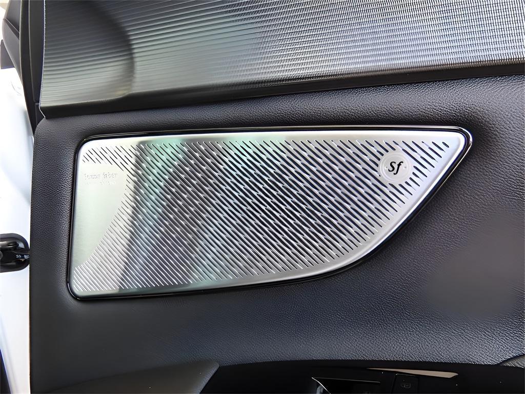 new 2024 Maserati Grecale car, priced at $64,995