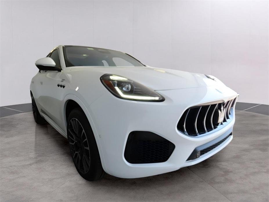 new 2024 Maserati Grecale car, priced at $78,905