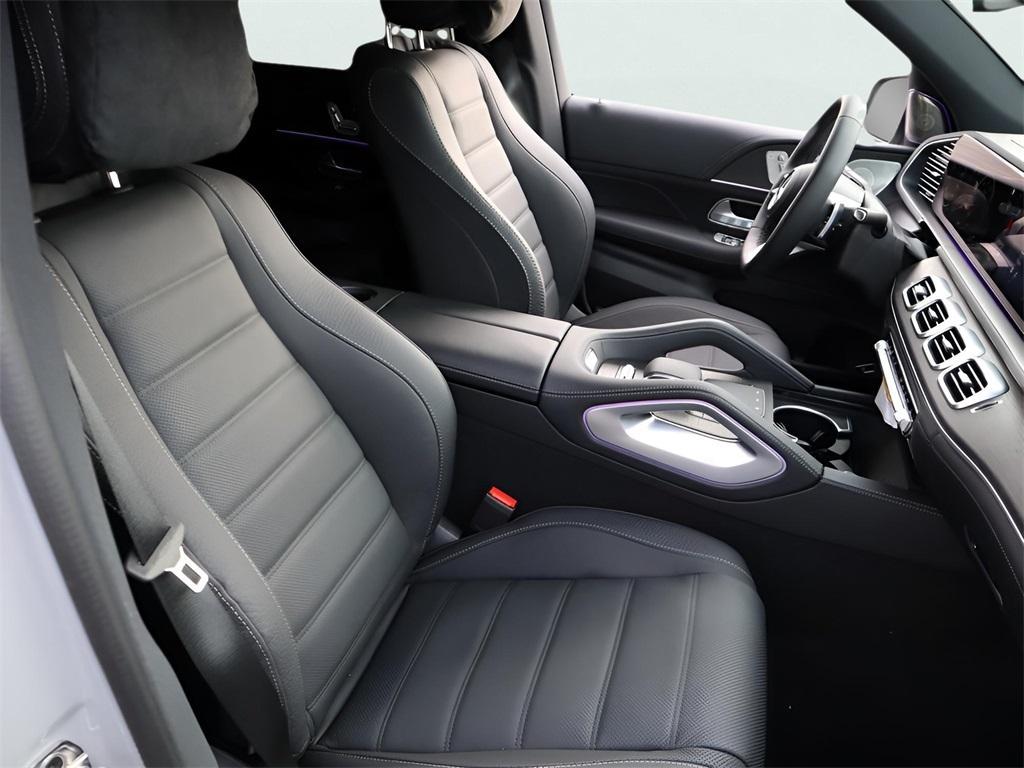 new 2026 Mercedes-Benz GLS 450 car, priced at $111,165