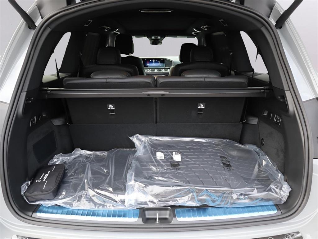 new 2026 Mercedes-Benz GLS 450 car, priced at $111,165