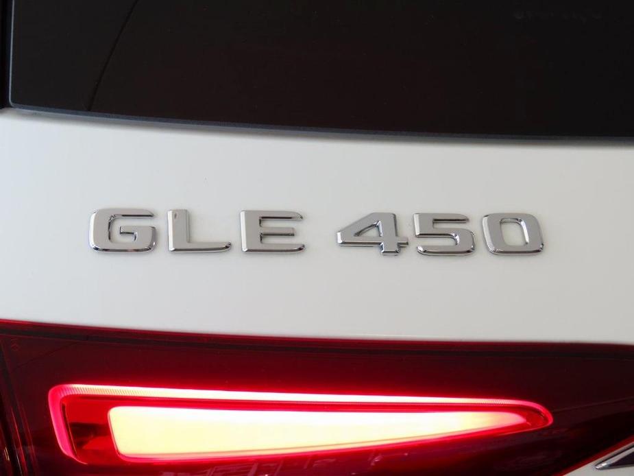 new 2024 Mercedes-Benz GLE 450 car, priced at $88,460