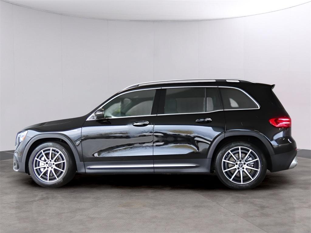 new 2025 Mercedes-Benz AMG GLB 35 car, priced at $66,890