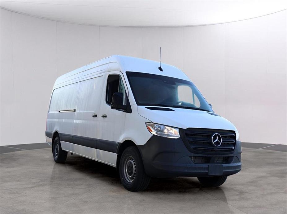 new 2024 Mercedes-Benz Sprinter 2500 car, priced at $67,057