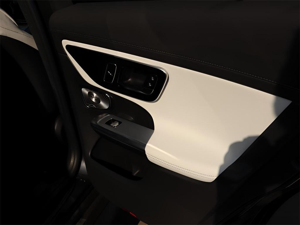 new 2026 Mercedes-Benz GLC 300 car, priced at $61,880