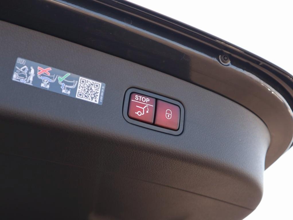 new 2026 Mercedes-Benz GLC 300 car, priced at $61,880