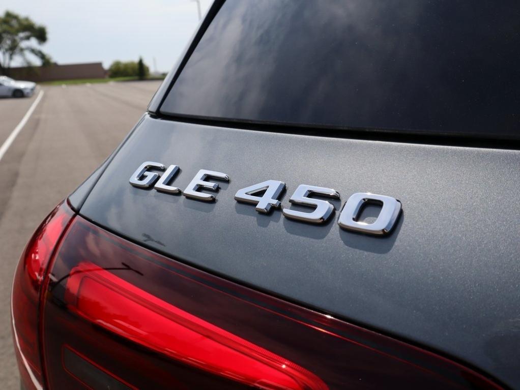 new 2026 Mercedes-Benz GLE 450 car, priced at $86,295