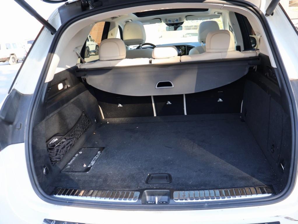 used 2022 Mercedes-Benz GLE 350 car, priced at $48,990