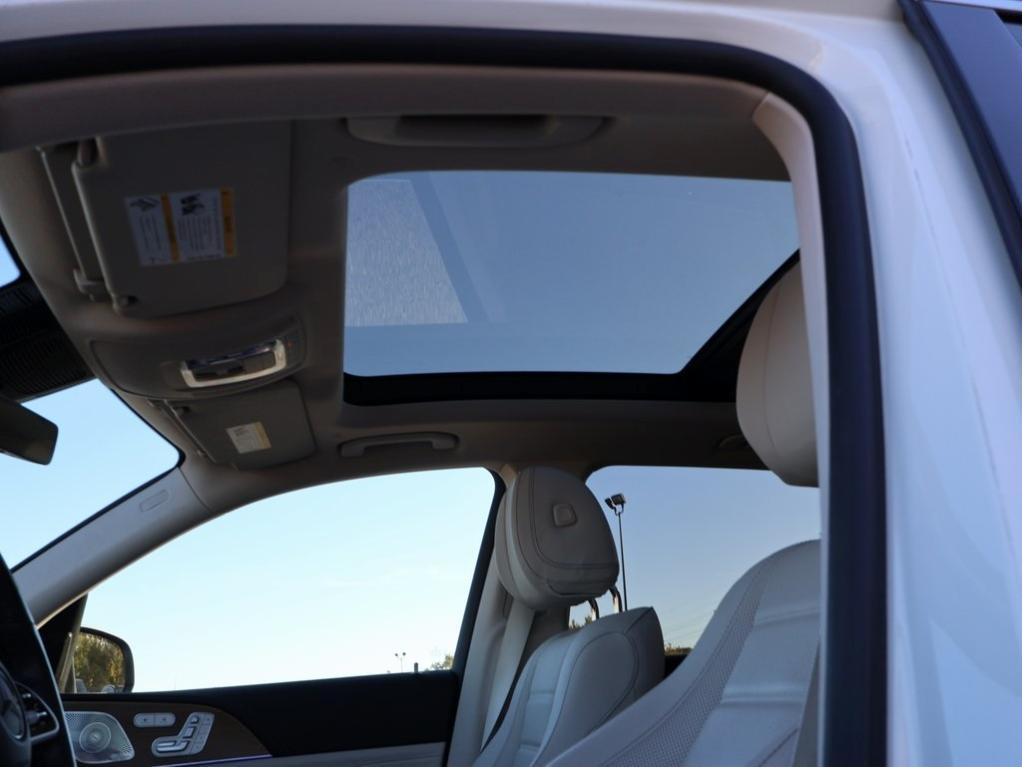 used 2022 Mercedes-Benz GLE 350 car, priced at $48,990