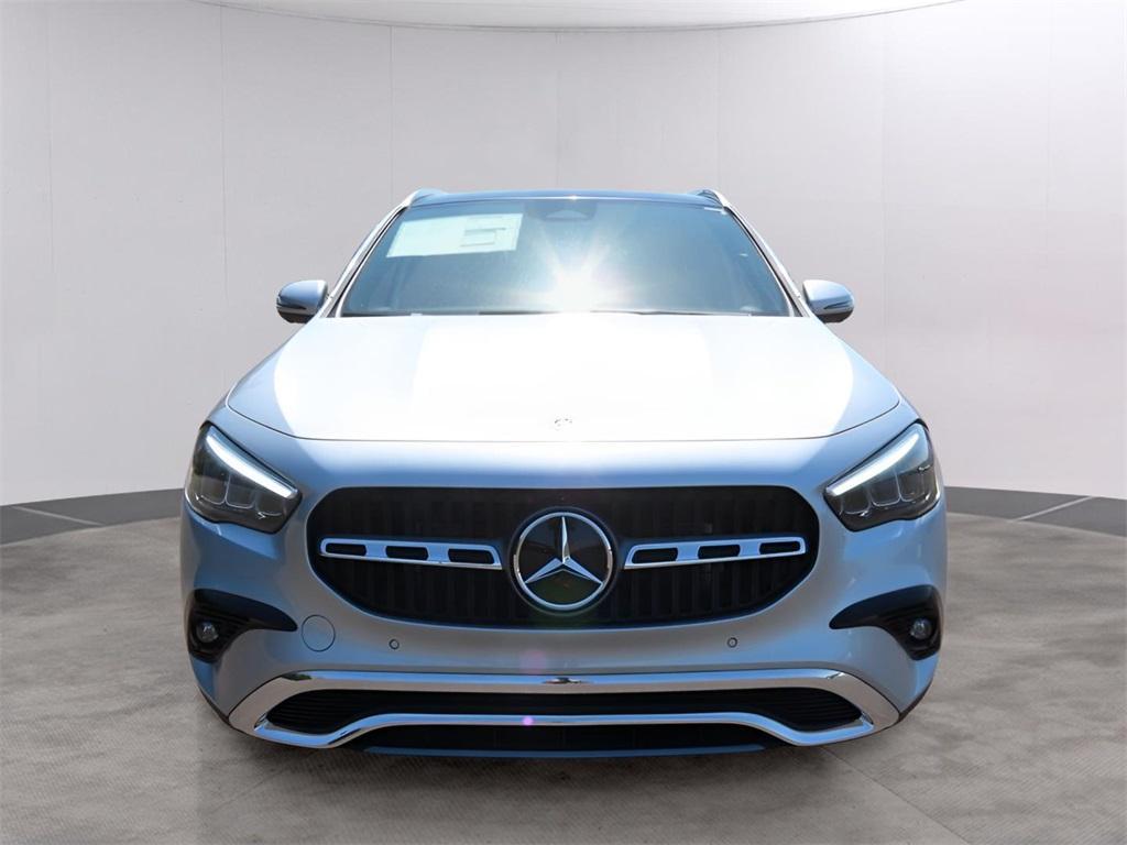 new 2025 Mercedes-Benz GLA 250 car, priced at $53,250
