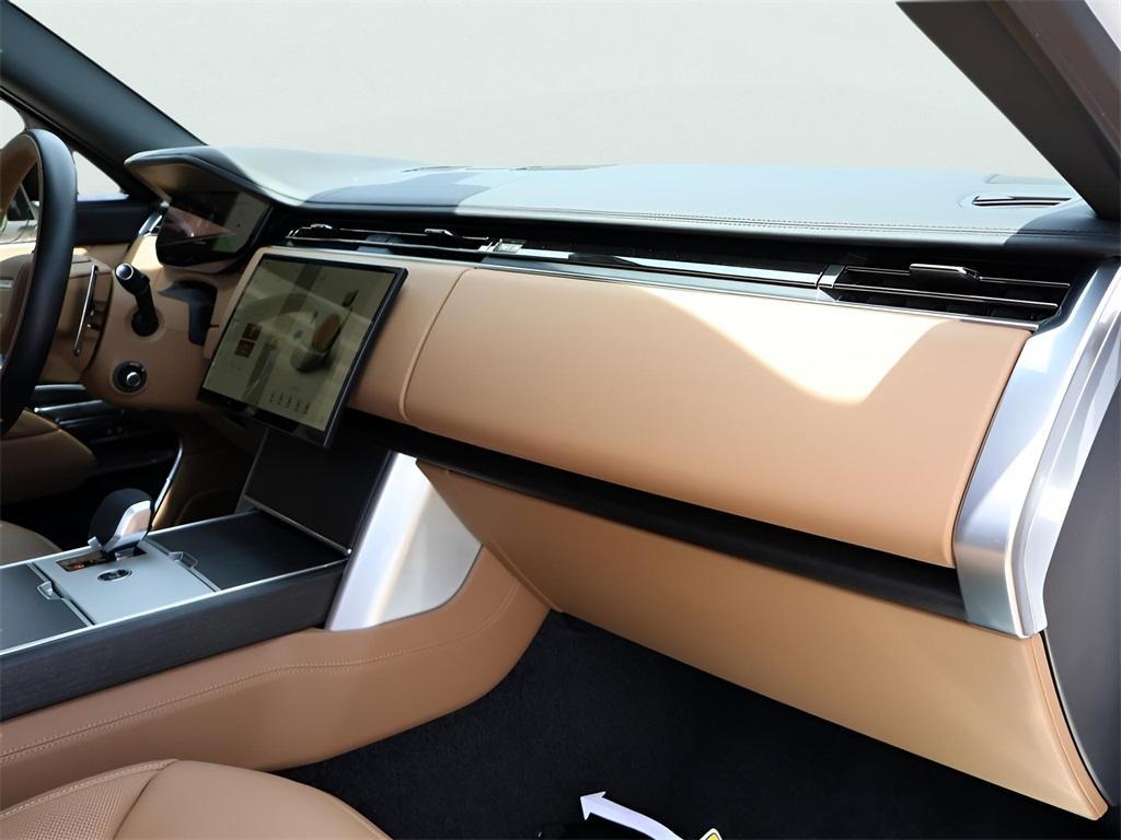 new 2025 Land Rover Range Rover car, priced at $135,140