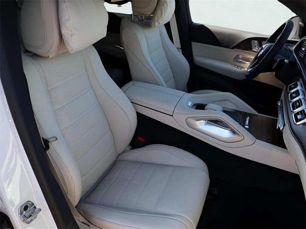 new 2026 Mercedes-Benz GLE 450 car, priced at $91,520