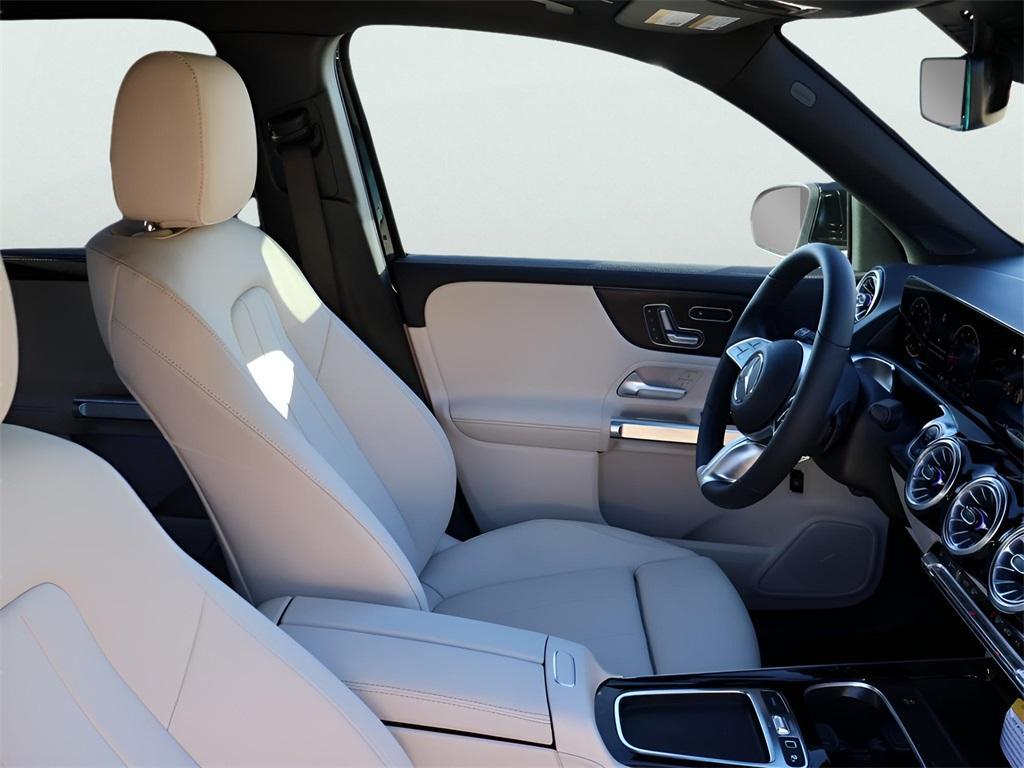 new 2026 Mercedes-Benz GLB 250 car, priced at $53,685