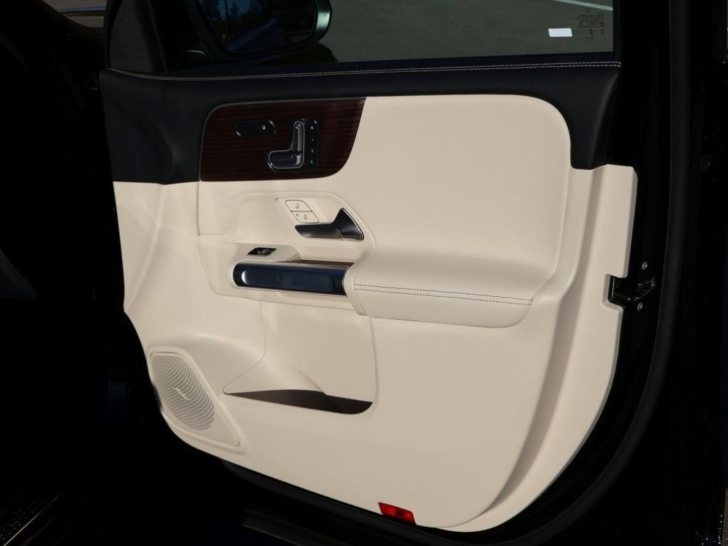 new 2026 Mercedes-Benz GLB 250 car, priced at $53,685