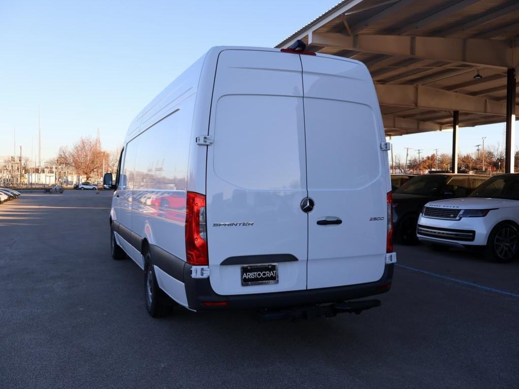 new 2025 Mercedes-Benz Sprinter 2500 car, priced at $69,124