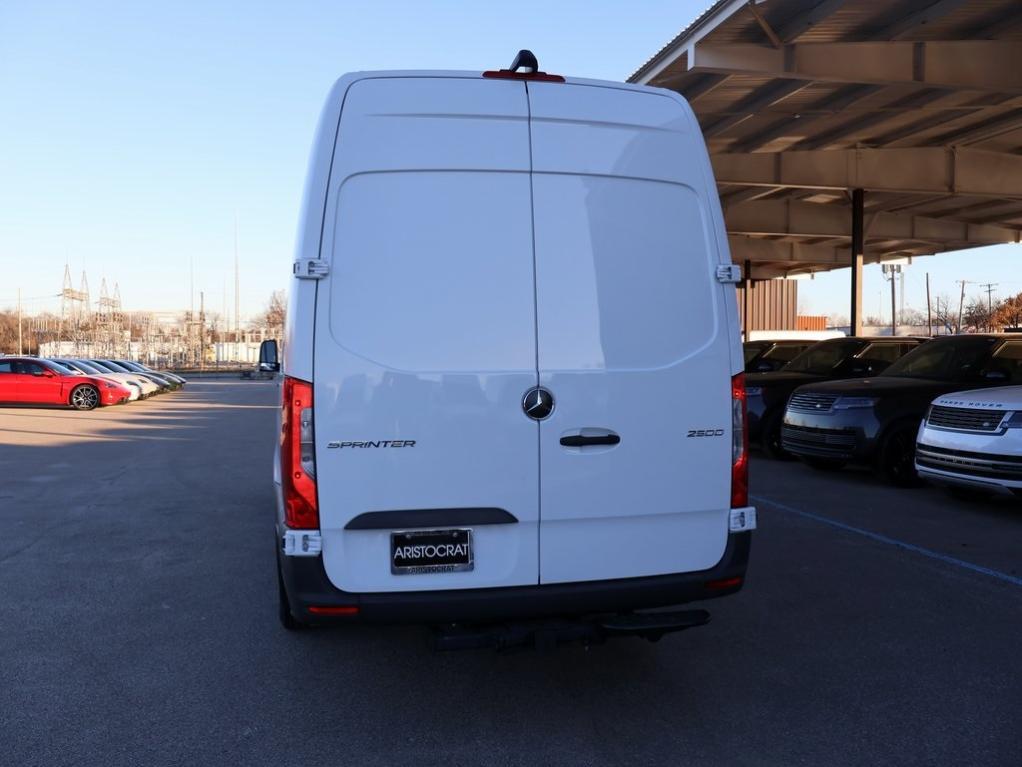 new 2025 Mercedes-Benz Sprinter 2500 car, priced at $69,124