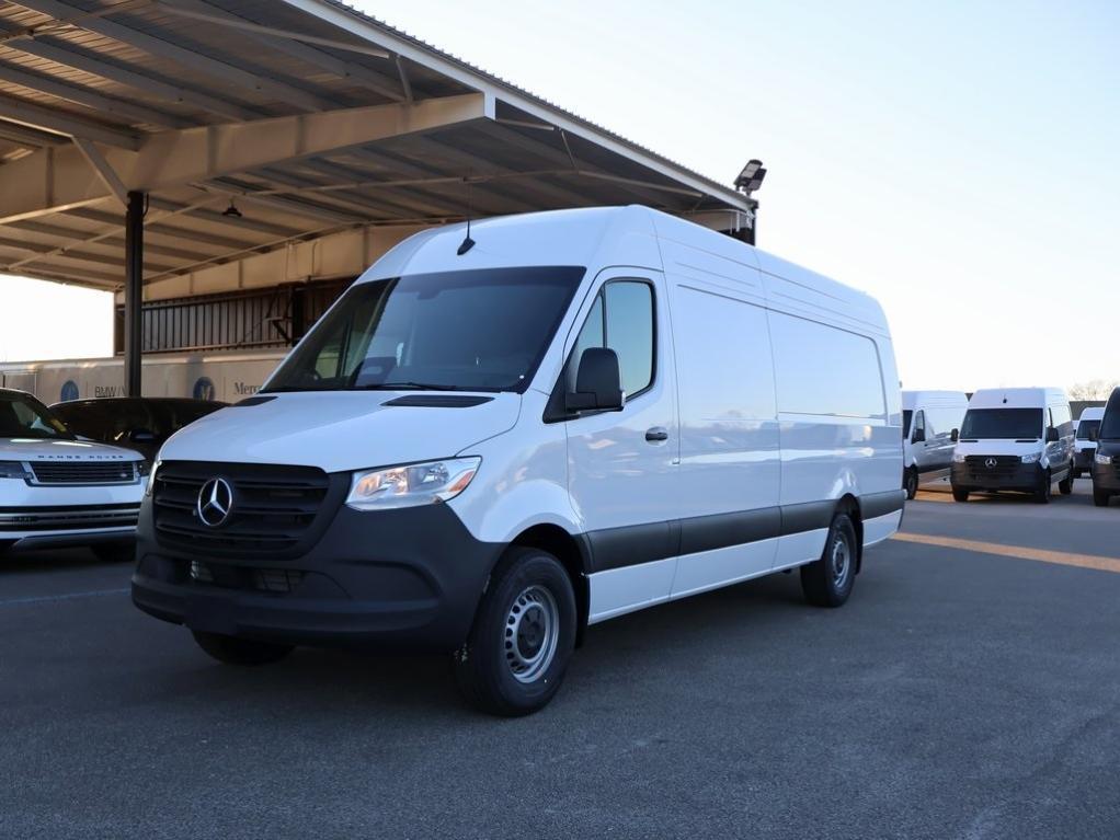 new 2025 Mercedes-Benz Sprinter 2500 car, priced at $69,124