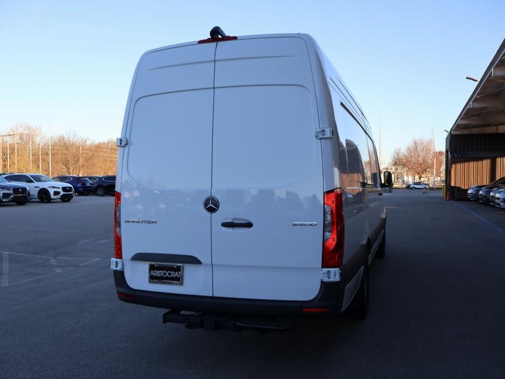 new 2025 Mercedes-Benz Sprinter 2500 car, priced at $69,124