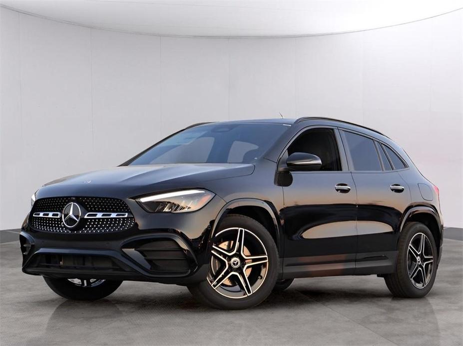 new 2025 Mercedes-Benz GLA 250 car, priced at $52,125