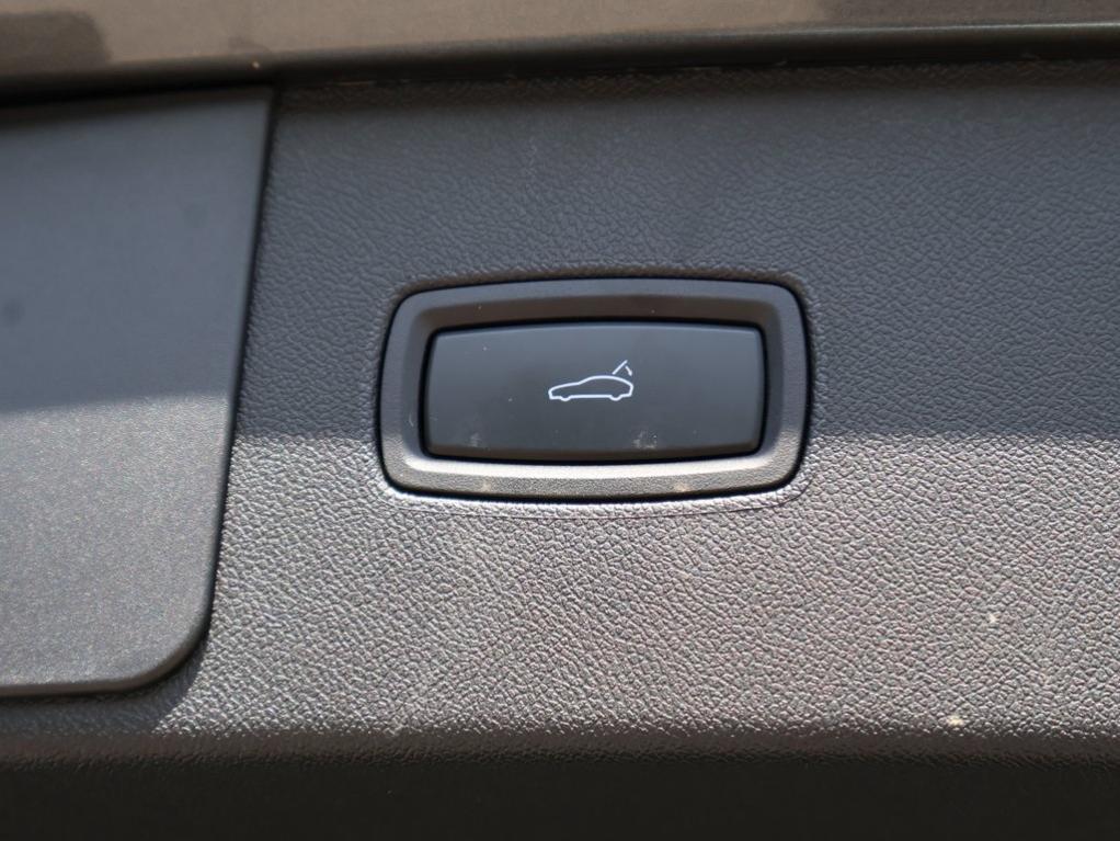 used 2023 Porsche Cayenne car, priced at $86,477