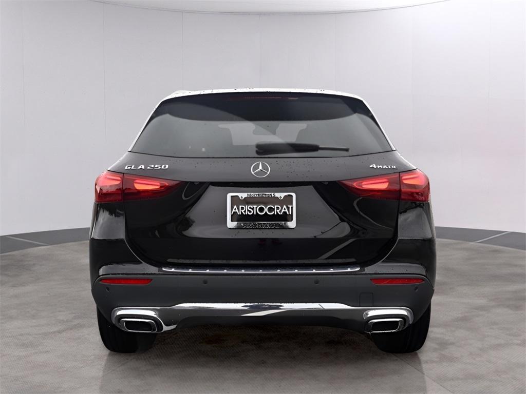 new 2025 Mercedes-Benz GLA 250 car, priced at $47,295